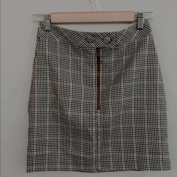 Plaid skirt - Picture 3 of 4